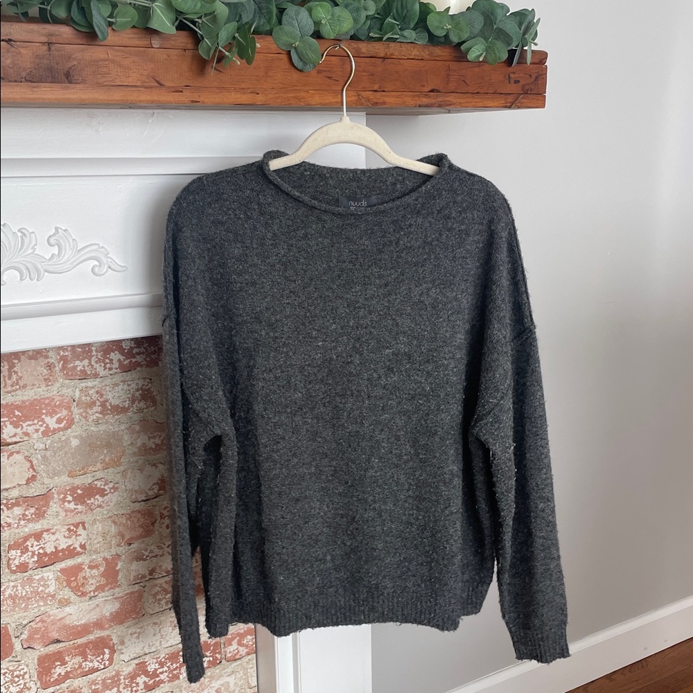 Nuuds Cozy Knit Gray Sweater. Size small